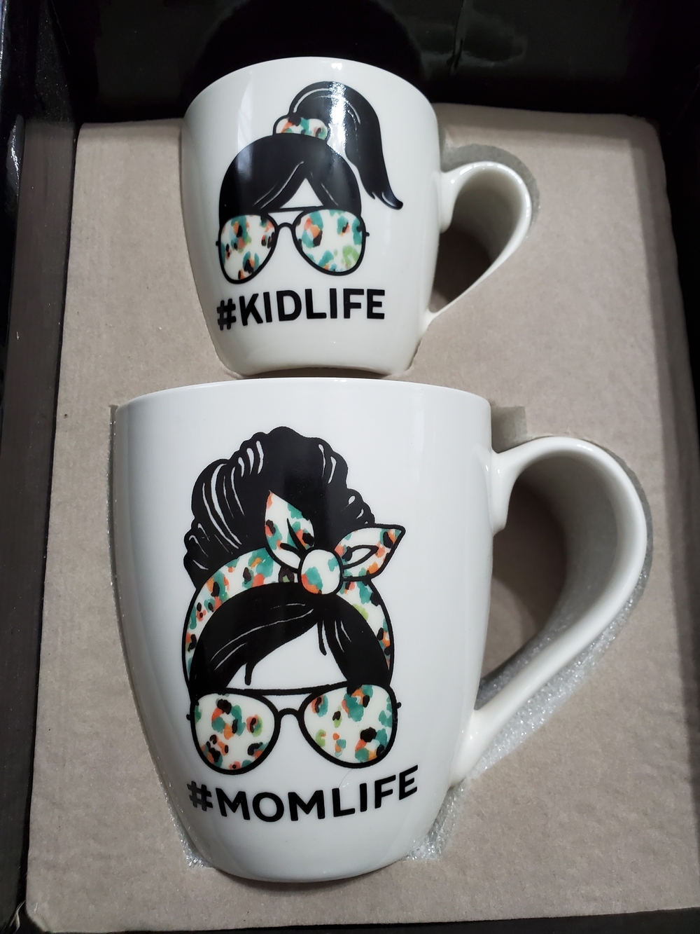 #MOMLIFE & #KIDLIFE White Ceramic Mug Set with Multicolor Floral Accents